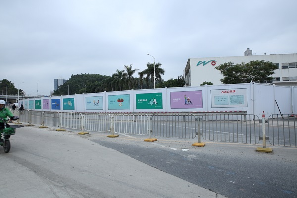 深圳PVC圍擋，選擇好質(zhì)量廠家更具優(yōu)勢(shì)
